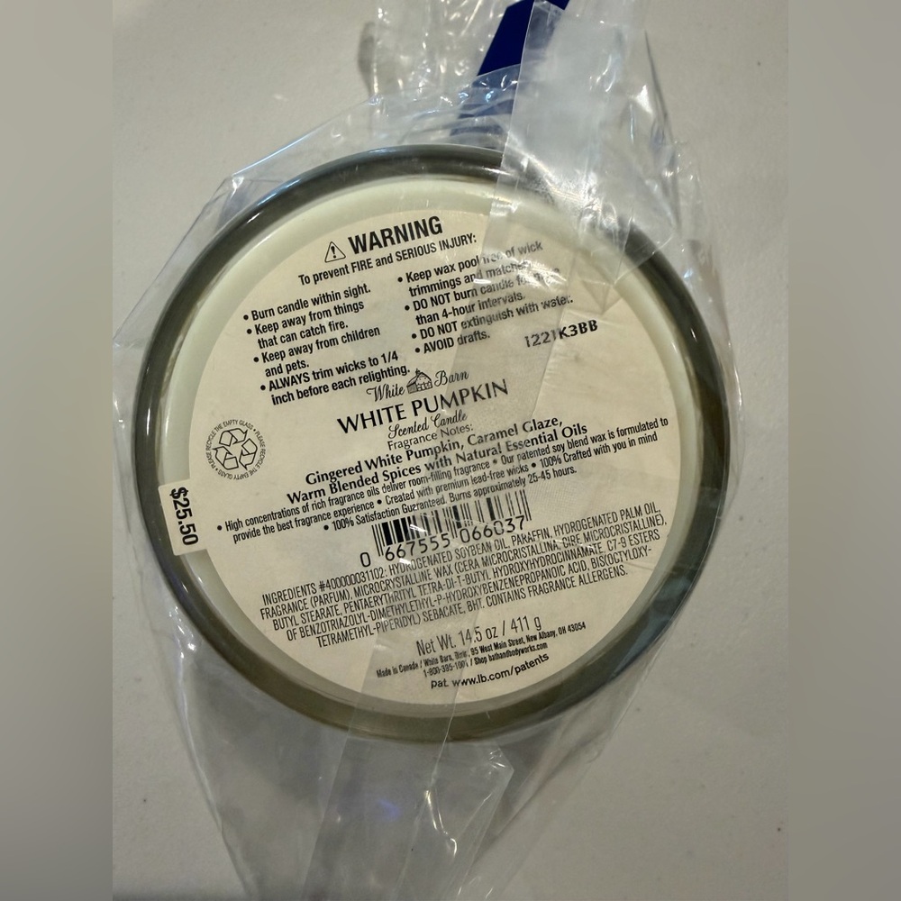 White Pumpkin Scented Candle 3-Wick B&BW NEW - Picture 4 of 6